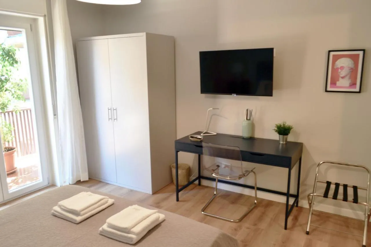 Reale Orleans Apartment Palermo 0*,  Italy
